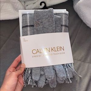 Calvin Klein 2 Piece Set